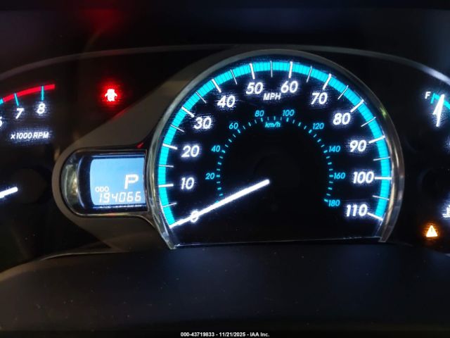 Toyota Sienna Xle Image 5