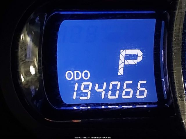 Toyota Sienna Xle Image 8