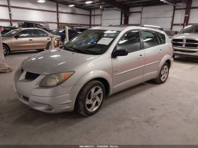 Pontiac Vibe Image 9
