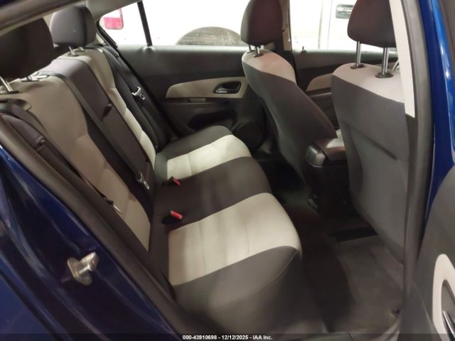 Chevrolet Cruze Ls Auto Image 6