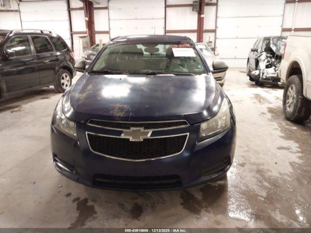Chevrolet Cruze Ls Auto Image 16