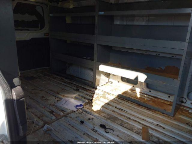 Ford Transit Image 5