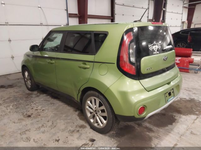 Kia Soul + Image 5
