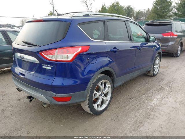 Ford Escape Titanium Image 10