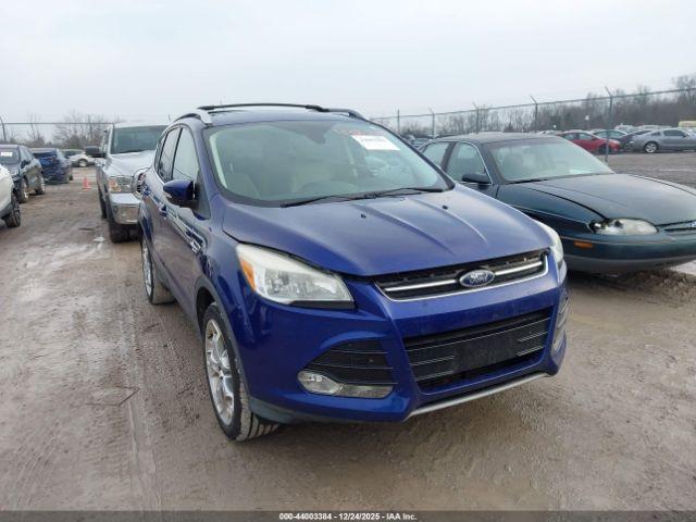 Ford Escape Titanium Image 2