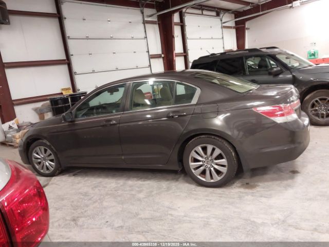 Honda Accord 2.4 Ex Image 12