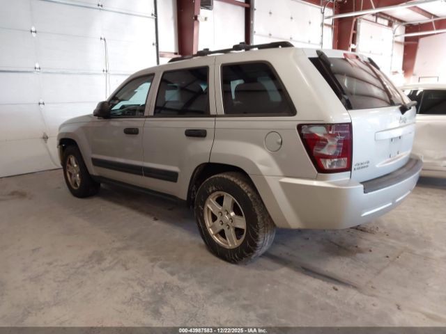 Jeep Grand Cherokee Laredo Image 13
