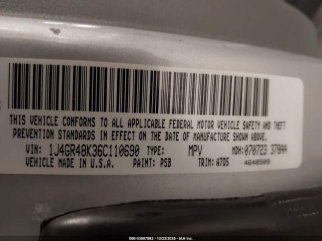 Jeep Grand Cherokee Laredo Image 5