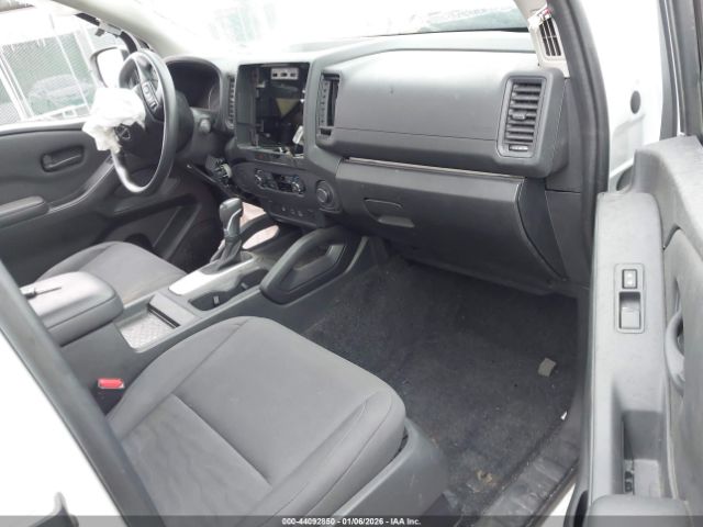 Nissan Frontier King Cab S 4x2 Image 16