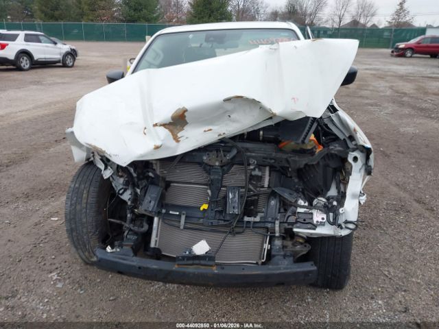 Nissan Frontier King Cab S 4x2 Image 2