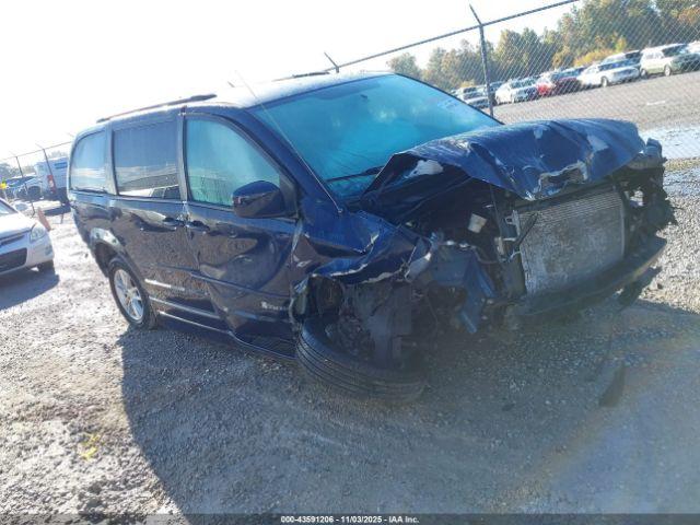  Salvage Dodge Grand Caravan