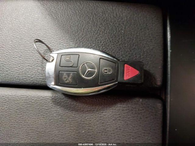 Mercedes-Benz GLK 4matic Image 5