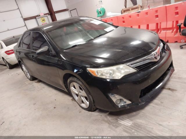 Toyota Camry Xle Image 1