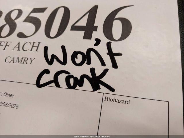 Toyota Camry Xle Image 13