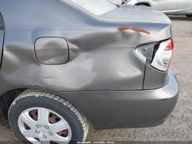 Toyota Corolla Le Image 4