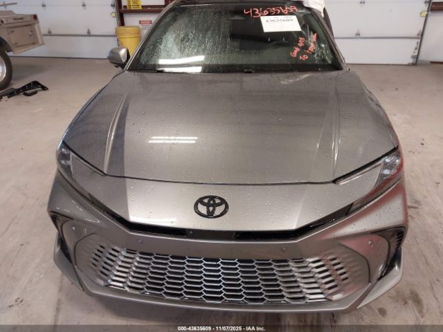 Toyota Camry Xse Image 4