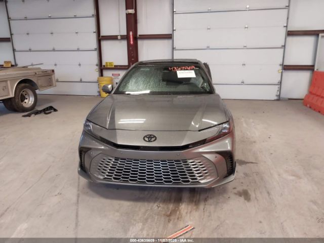 Toyota Camry Xse Image 3