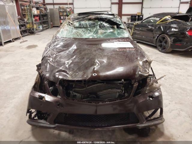 Mercedes-Benz E-Class 4matic Image 3