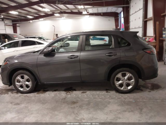 Honda HR-V Awd Lx Image 8