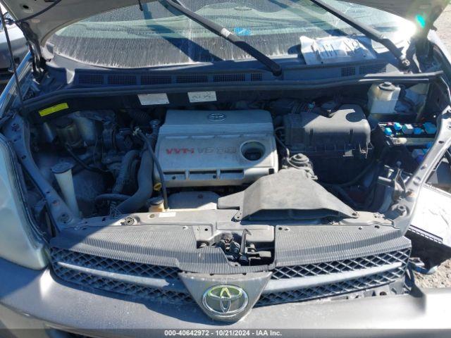 Toyota Sienna Le Image 7