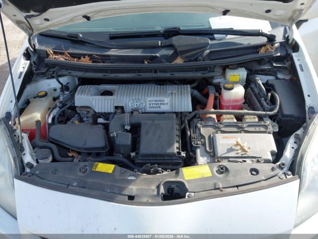 Toyota Prius Two Image 12