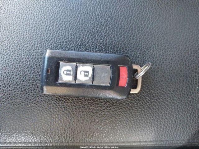 Mitsubishi Outlander Image 5