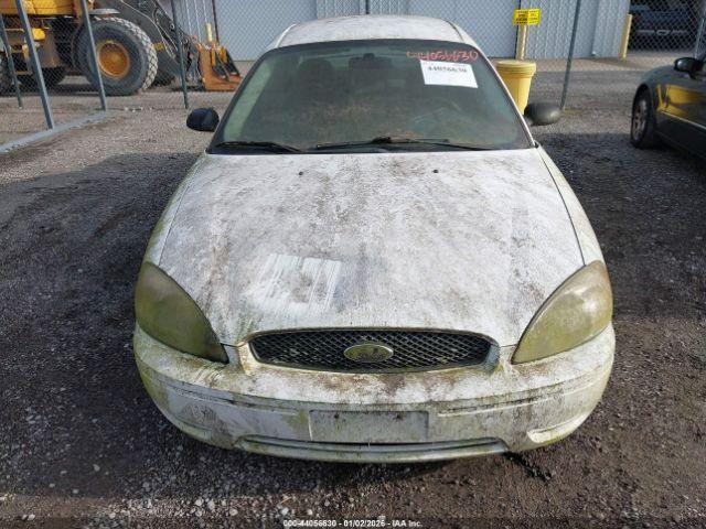 Ford Taurus Se Image 3