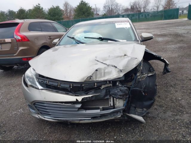 Toyota Avalon Xle Image 11