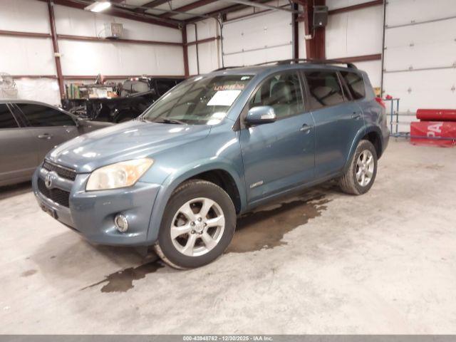 Toyota RAV4 Limited Image 10
