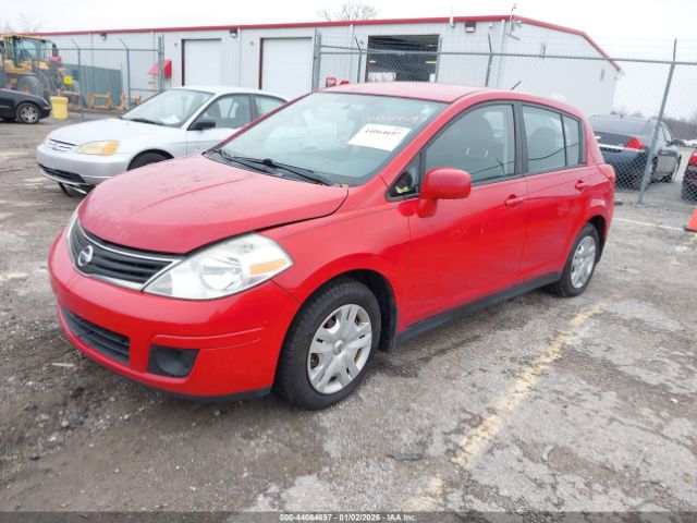 Nissan Versa 1.8s Image 12