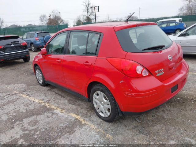 Nissan Versa 1.8s Image 3