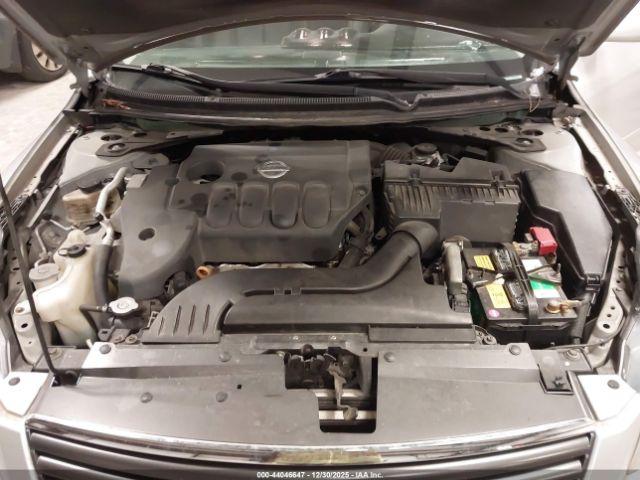 Nissan Altima 2.5 S Image 11