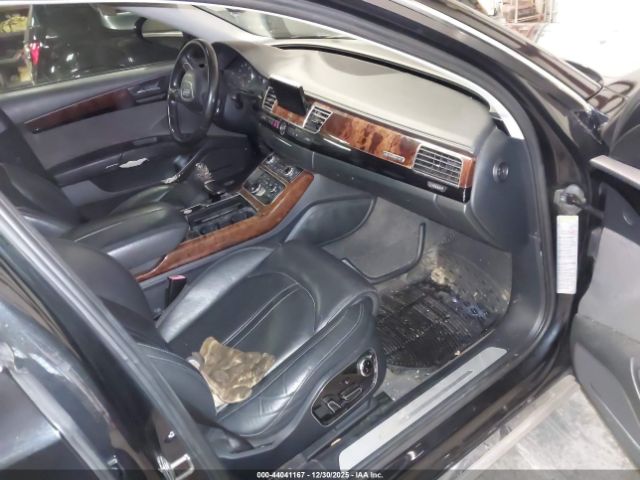 Audi A8 4.2 Image 9
