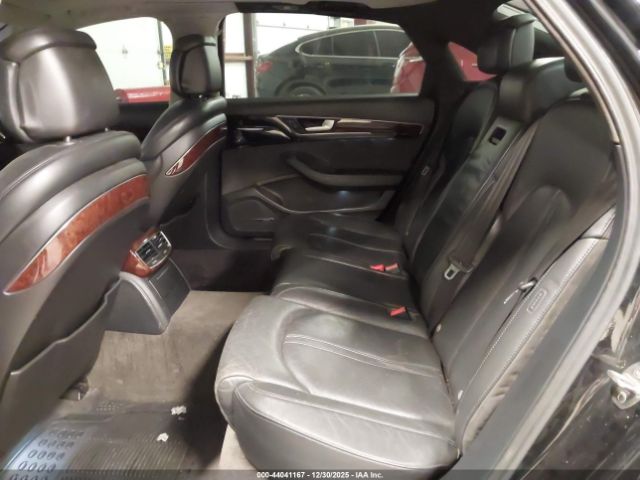 Audi A8 4.2 Image 6
