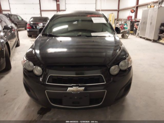 Chevrolet Sonic Lt Auto Image 13