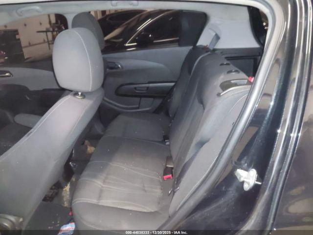 Chevrolet Sonic Lt Auto Image 10