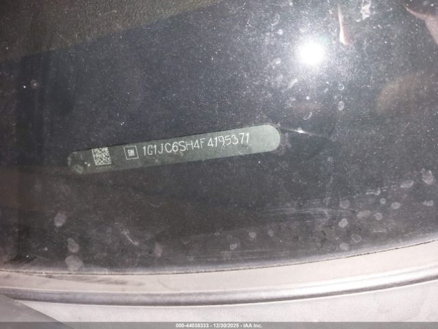 Chevrolet Sonic Lt Auto Image 9