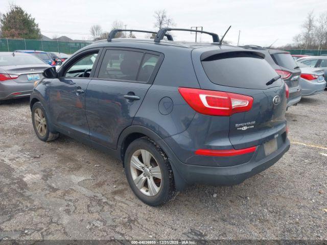 Kia Sportage Lx Image 2