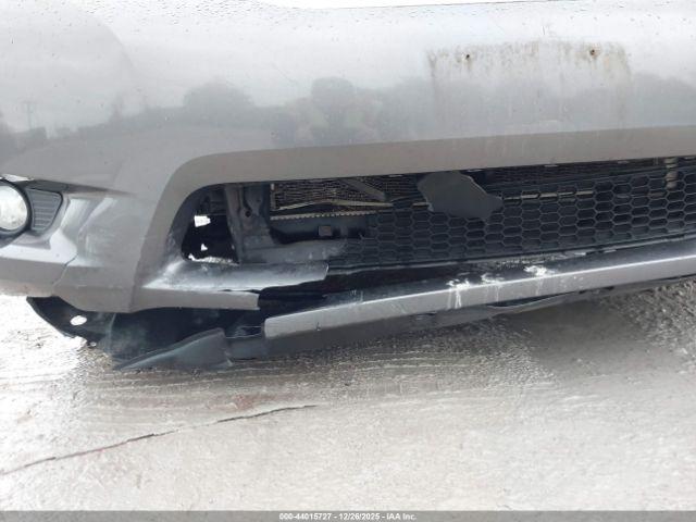 Toyota Sienna Xle V6 8 Passenger Image 8