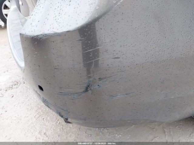 Toyota Sienna Xle V6 8 Passenger Image 15