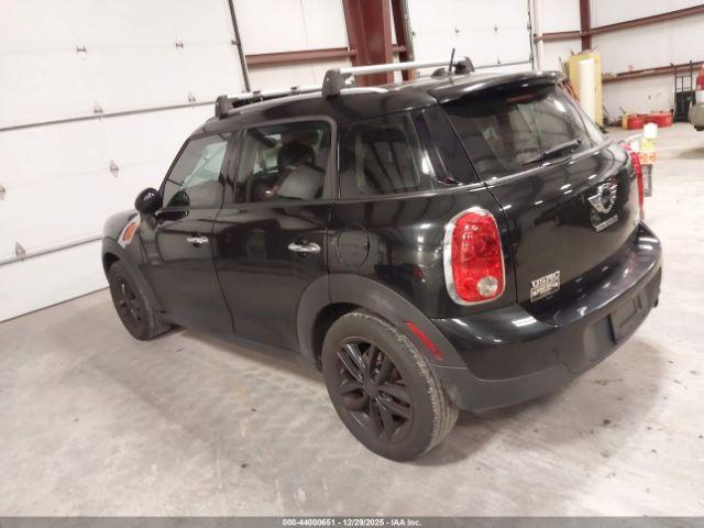 MINI Cooper Countryman Image 2