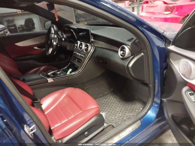 Mercedes-Benz C-Class 4matic Image 3