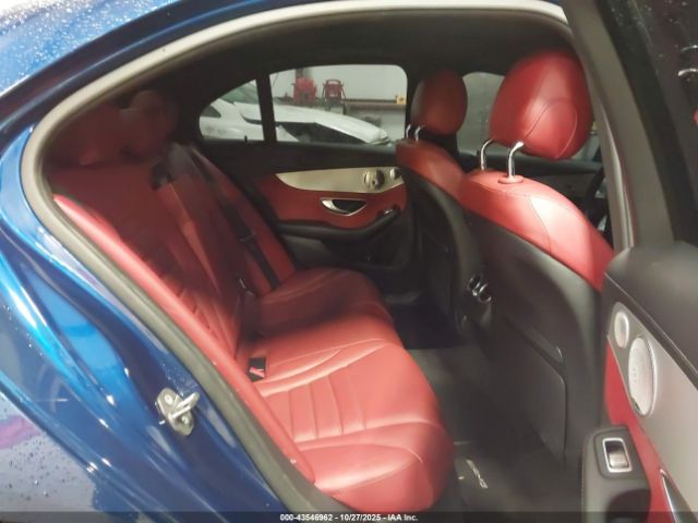 Mercedes-Benz C-Class 4matic Image 7