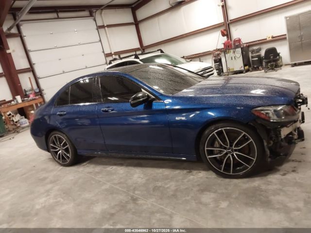 Mercedes-Benz C-Class 4matic Image 14