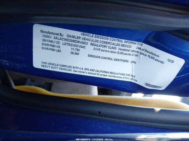 Freightliner M2 106 Image 6