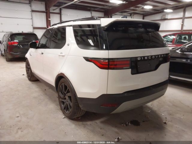 Land Rover Discovery P300 S Image 12