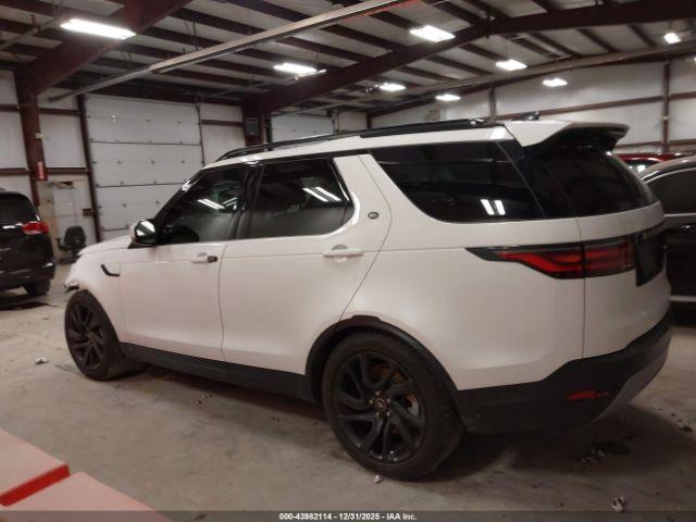 Land Rover Discovery P300 S Image 6