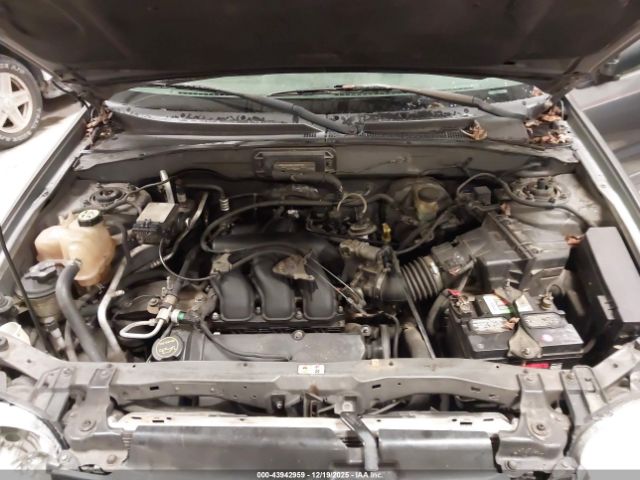 Ford Escape Xls Image 10