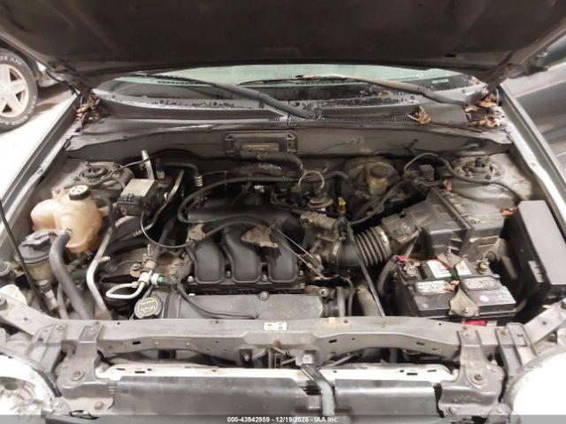 Ford Escape Xls Image 10