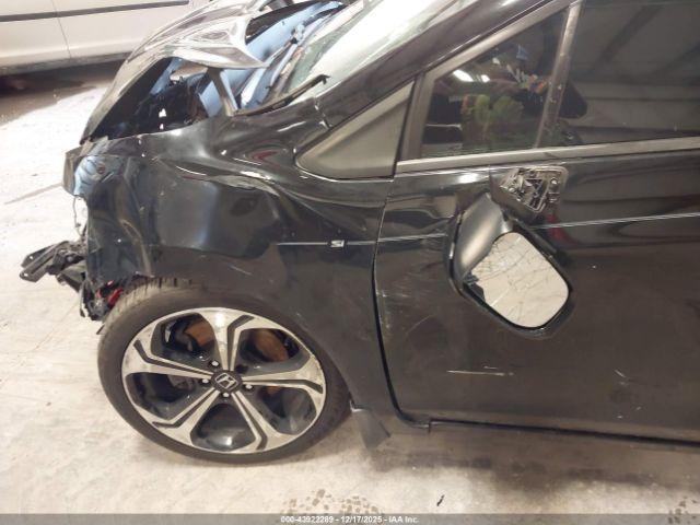 Honda Civic Si Image 11